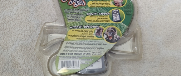 Yada yada yada boice recorder. Big time toys . Battery is not working. 2007. - Picture 2 of 3